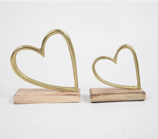 Aluminium Hearts With Wooden Base (set of 2)-1